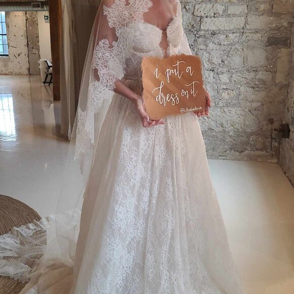 Wtoo By Watters Charlotte Wedding Dress Never Worn/Unaltered - Picture 1 of 5